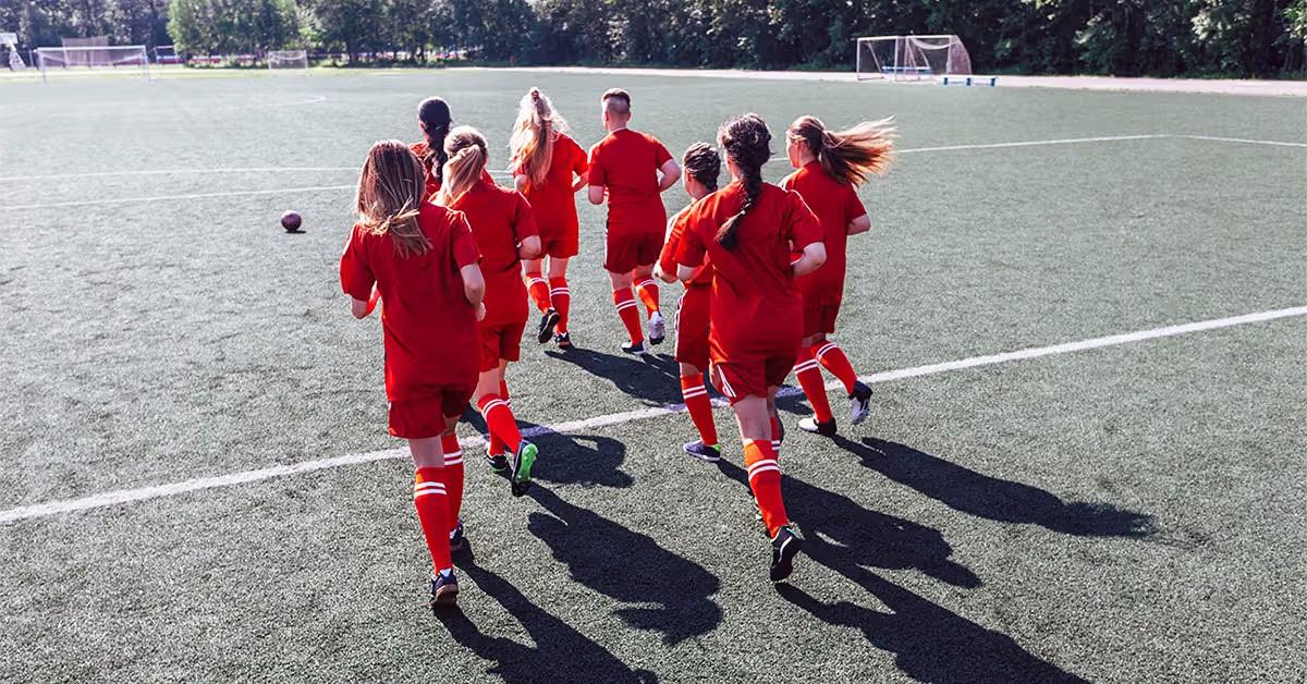 بررسی مهم ترین فواید ورزش برای سرطان سینه در سنین جوانی