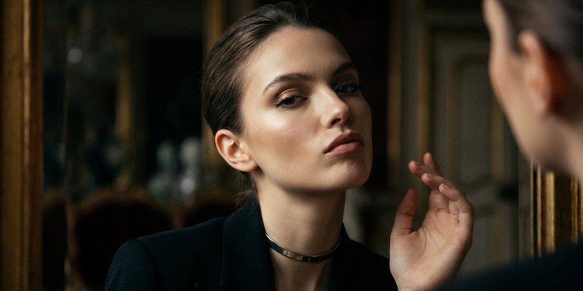 ارتباط بین استرادیول و خودشیفتگی زنان؛ از واقعیت بیولوژیک تا تصورات ذهنی