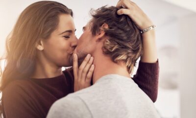 نقش تخیل و تحریک بوسه در ترجیحات جنسی و عاطفی