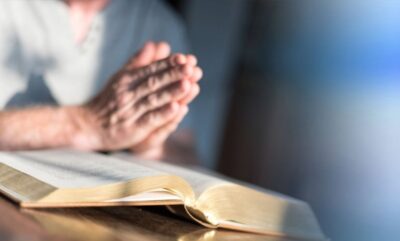 بررسی نقش دین در سلامت روان و کاهش افسردگی و استرس