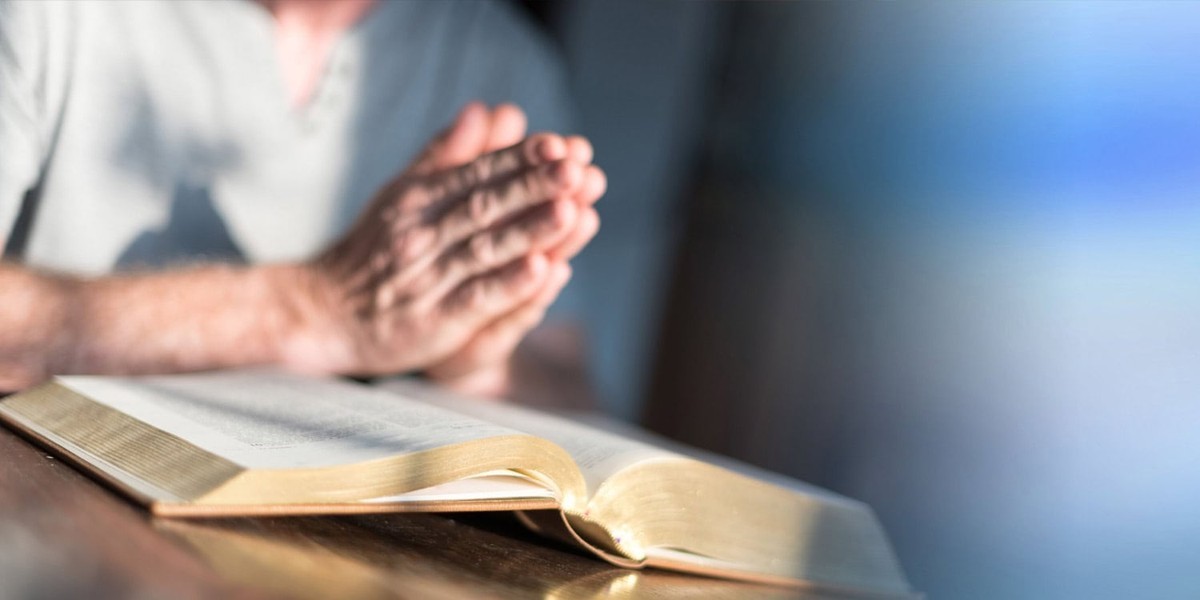 بررسی نقش دین در سلامت روان و کاهش افسردگی و استرس