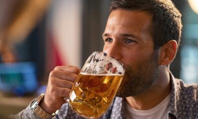 بررسی علمی تاثیر الکل بر اضطراب در گروه های سنی مختلف