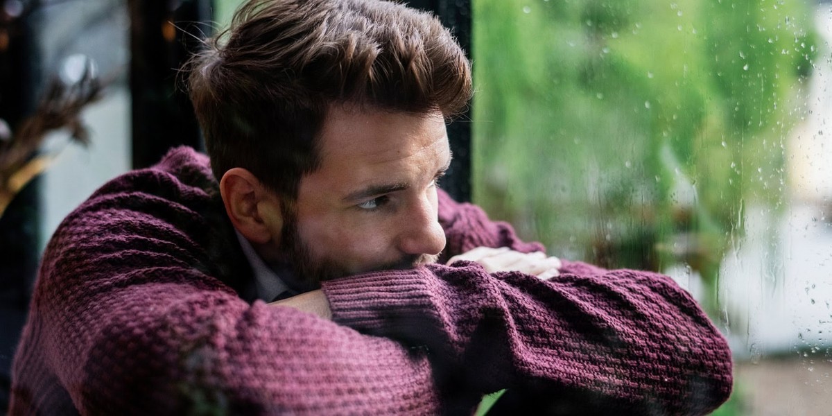 کشف علمی جدید درباره تفاوت مغز و احساس در تنهایی افراد