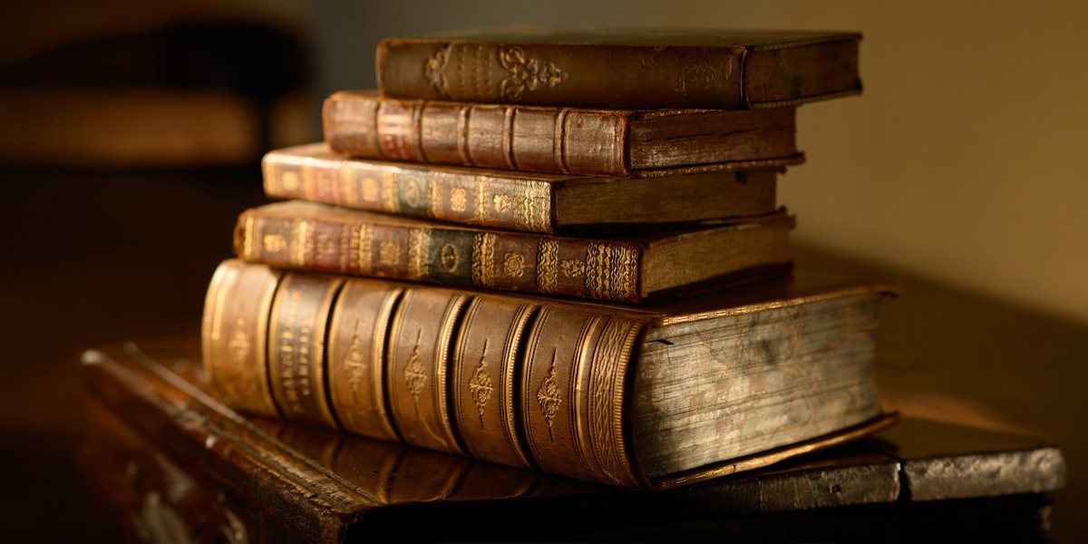 تحلیل علمی و روانشناختی حس خواستنی بودن زنان در میلیون ها کتاب