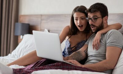 تاثیر تماشای مشترک وب کم های اروتیک بر بهبود صمیمیت زوجین