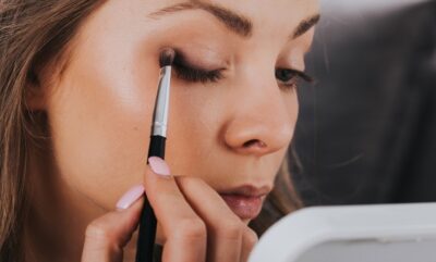 تحقیقات جدید درباره نقش پدر در آرایش زنان و اندازه بازار زیبایی