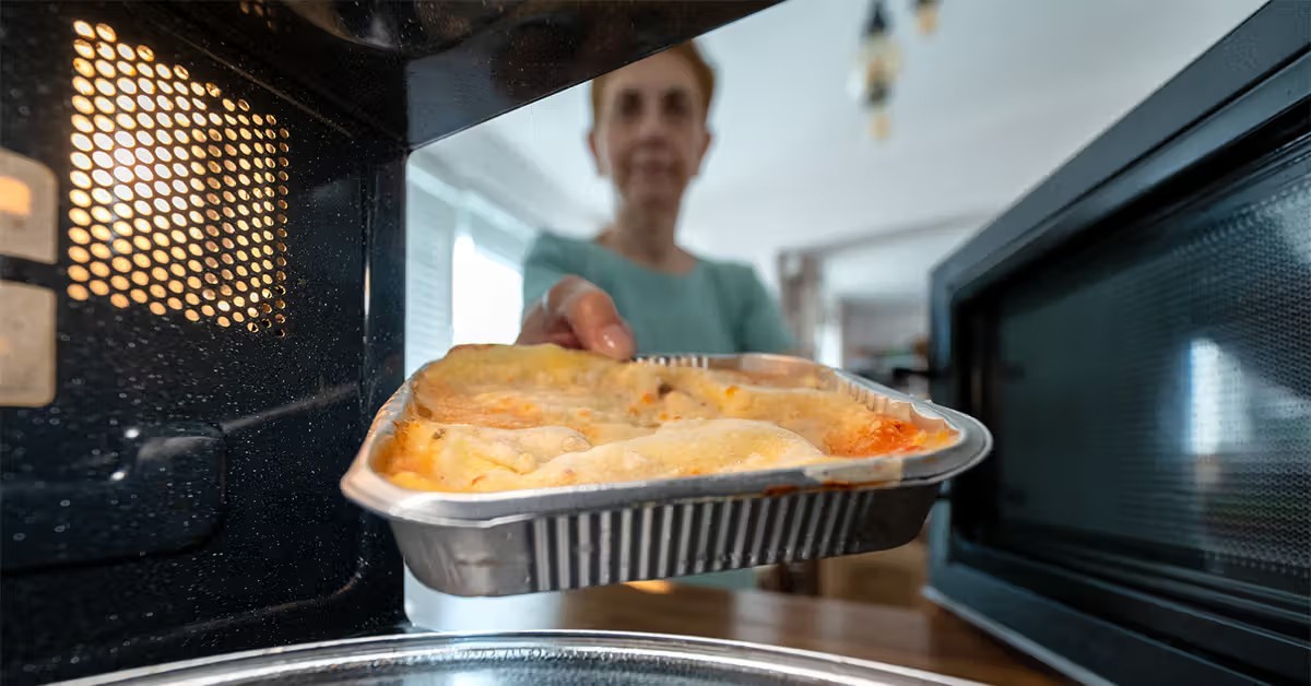 چرا مصرف زیاد غذاهای فرآوری شده استخوان را ضعیف می کند؟