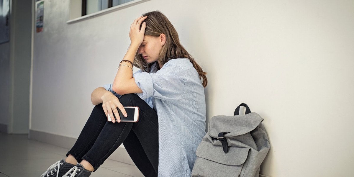 بررسی علمی افزایش چالش های سلامت روان دختران در کشورهای برابر