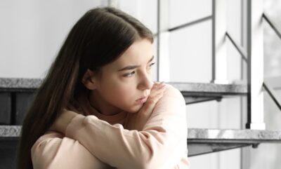 تاثیر روابط نوجوانان و سلامت روان بر افزایش خطر خودکشی در دوران بلوغ