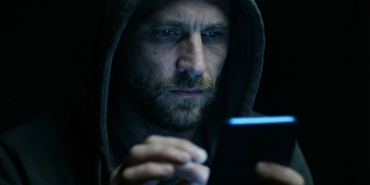 نقش ویژگی های شخصیتی تاریک در آزار آنلاین در روابط عاطفی