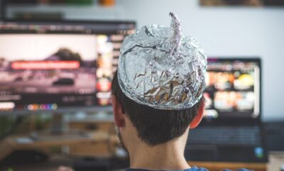 مطالعه جدید درباره تأثیر سوگیری سیاسی بر باور توطئه و شایعات