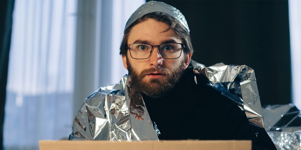 تحلیل مشخصات سیاسی توطئه باوران و گرایش های فکری آن ها