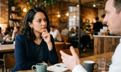 چرا افراد باهوش در شناخت هوش افراد دیگر بهتر عمل می کنند؟