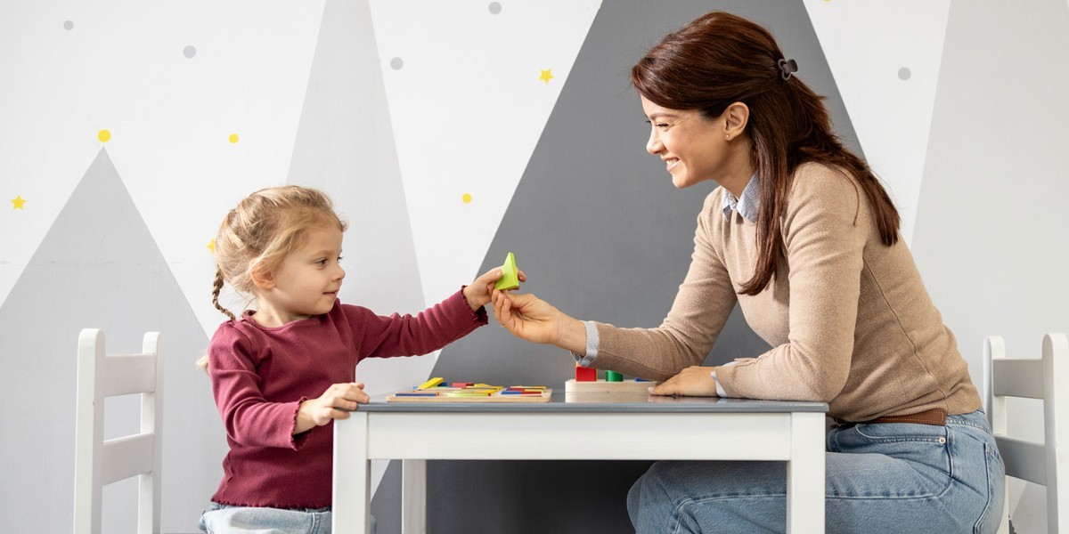 مطالعه جدید پژوهشگران درباره بخشش و شادی کودکان نوپا