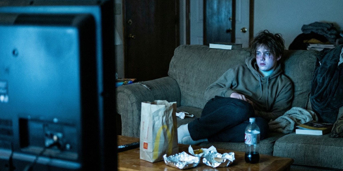 عادات ناسالم، اضطراب و افسردگی نوجوانان را تا سه برابر افزایش می دهند